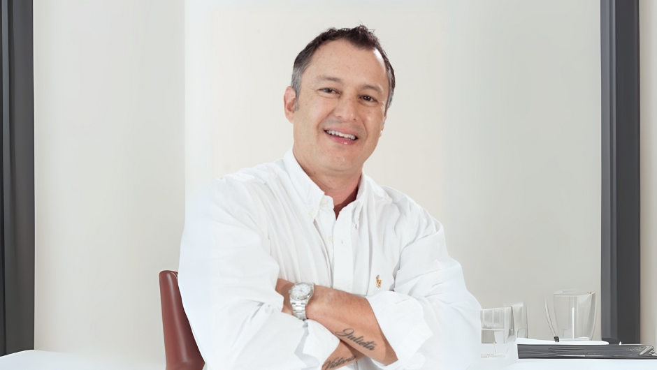 Empresario de Canal Empresarial SAS.